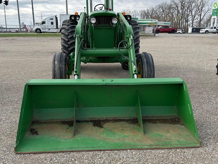 john-deere-4020-image-2