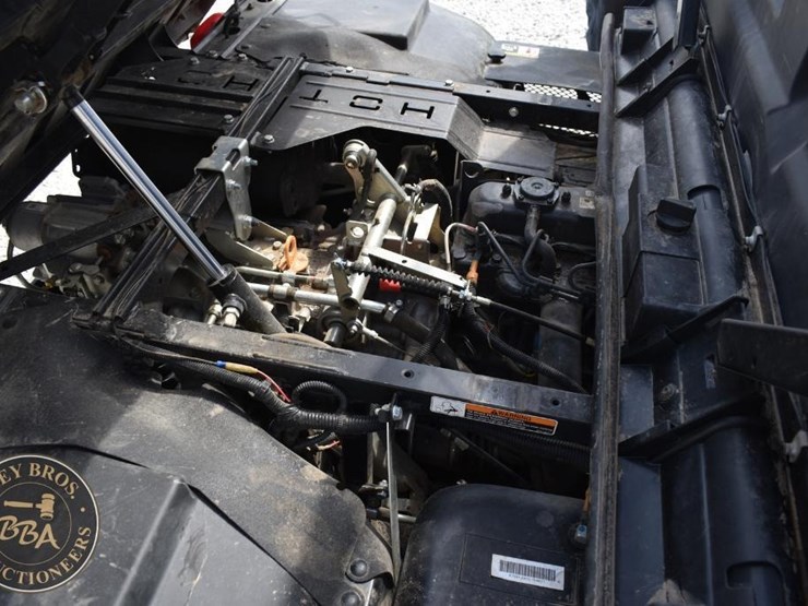 2023-kubota-rtv-x1120-image-21