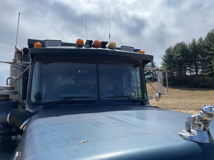 #401-•-1991-mac-rb688s-dump-truck-(has-mn-title)-image-14