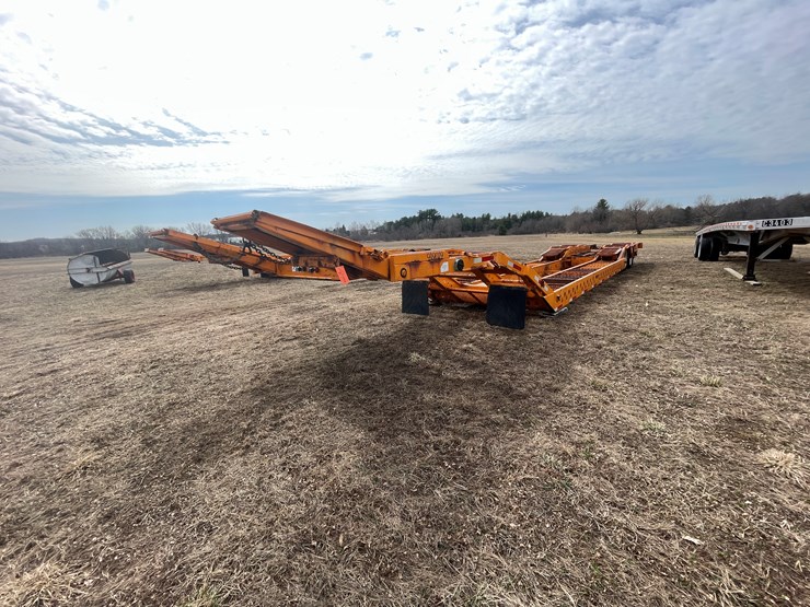 #155-•-2005-delavan-semi-truck-auto-hauler-trailer-(delay-in-title)-image-1