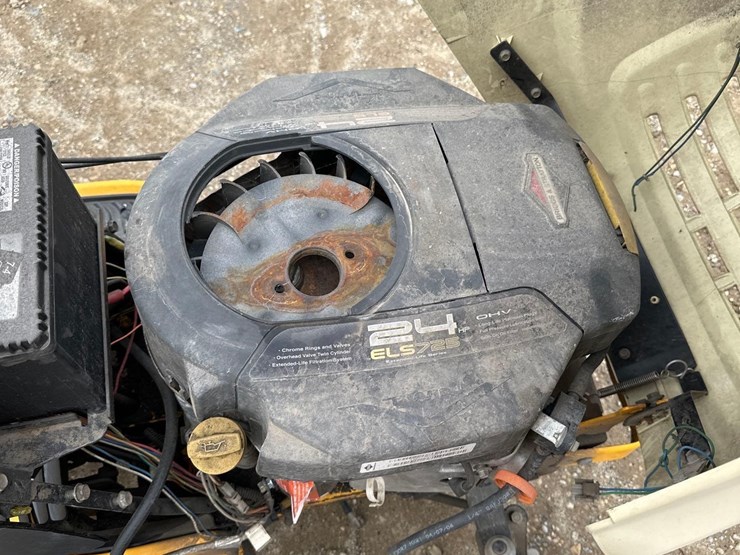 cub-cadet-lt1024-image-5