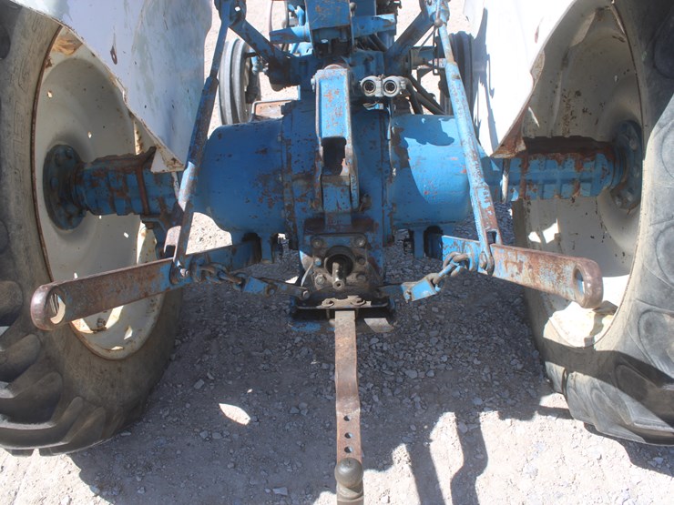 1966-ford-4000-image-36