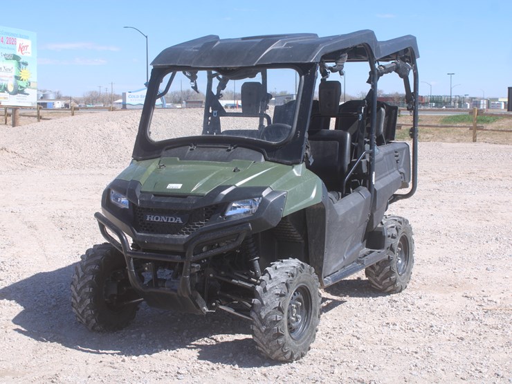 2014-honda-pioneer-700-image-31