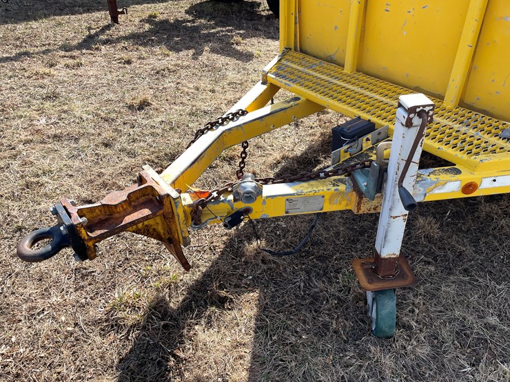 #203-•-sauber-single-axle-utility-trailer-(no-title)-image-10