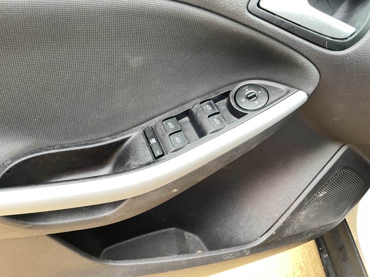 #505-•-2014-ford-focus-se-(has-wi-rebuilt-title)-image-34