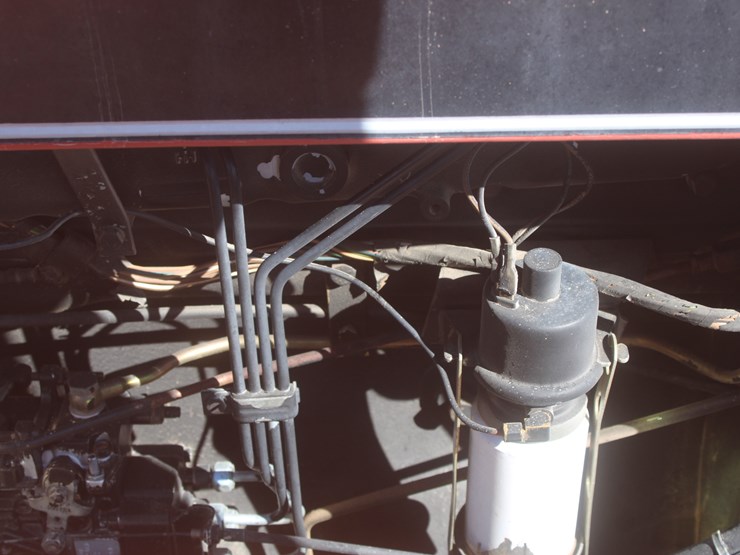 1989-case-ih-685-image-44