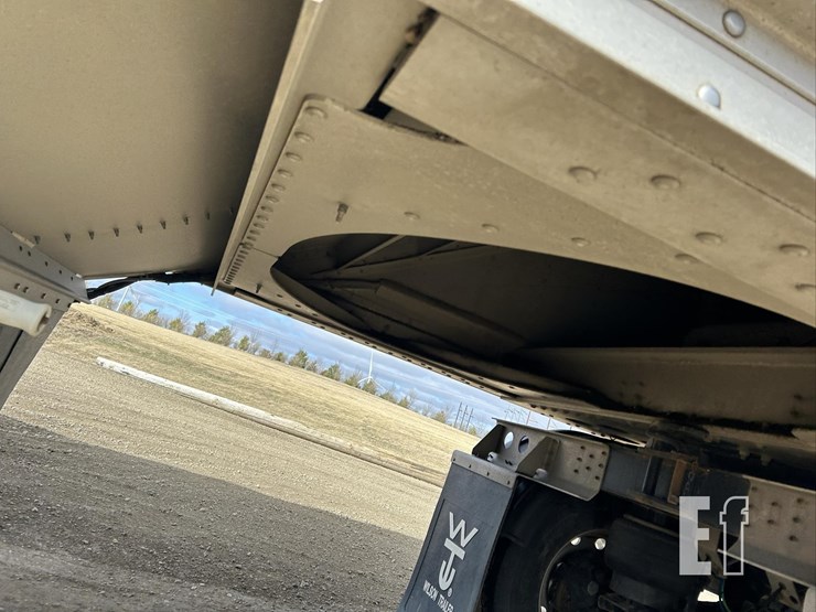 2025-wilson-grain-trailer-image-59