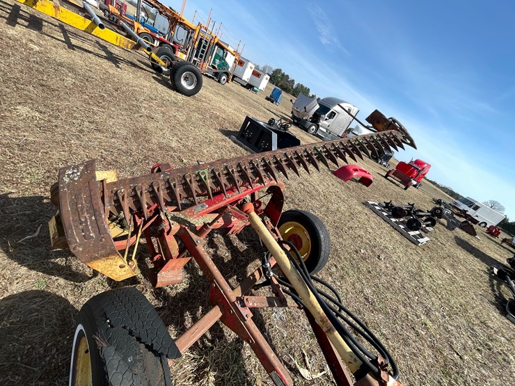 new-holland-455-image-9