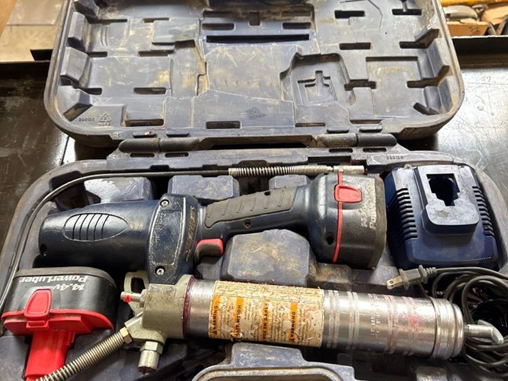 lincoln-14.4v-cordless-power-greaser-image-1