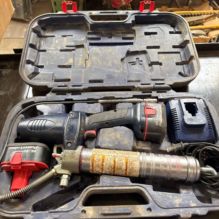 Lincoln 14.4v Cordless Power Greaser