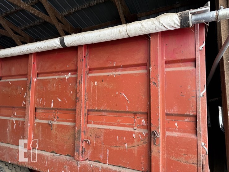 massey-14ft-gooseneck-grain-box-trailer-image-5