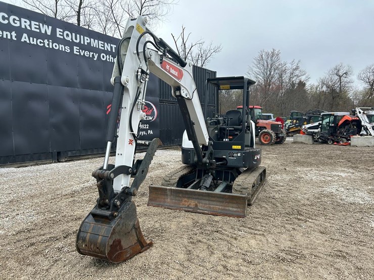 2022-bobcat-e42-image-7