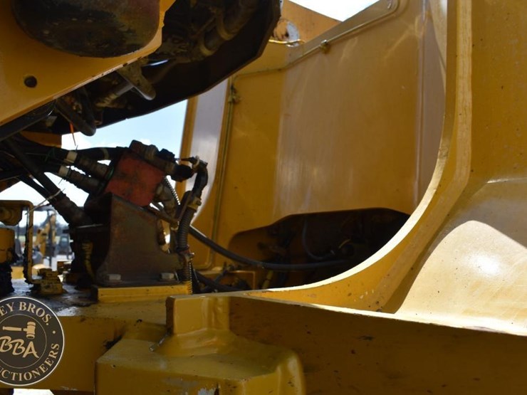 2015-kawasaki-95z7-image-27