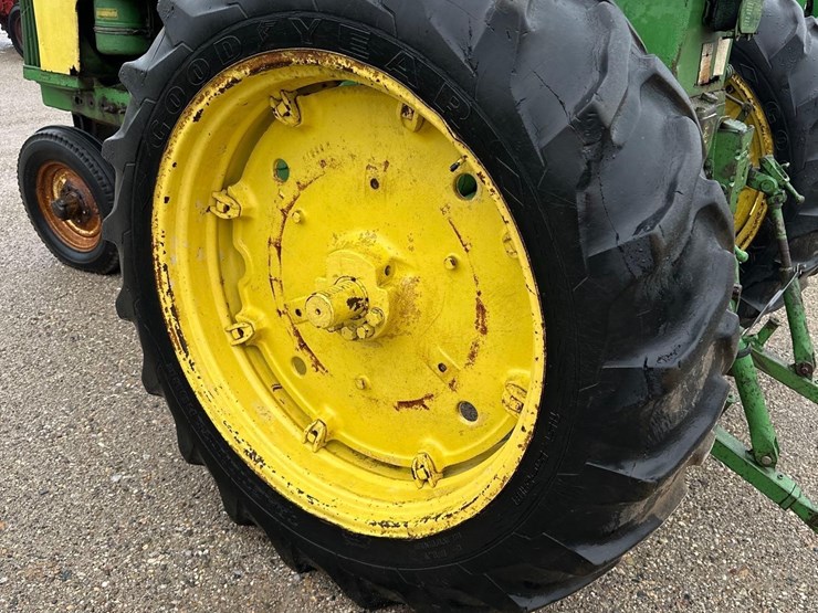 john-deere-730-image-12