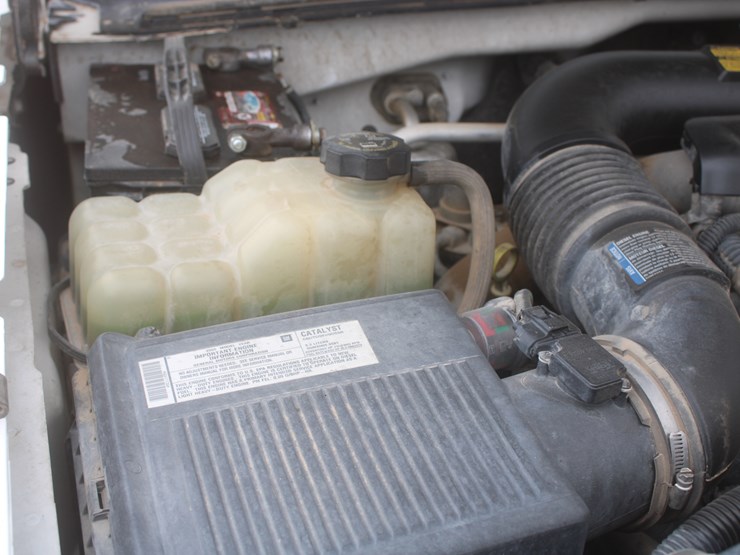 2005-chevrolet-2500-image-36