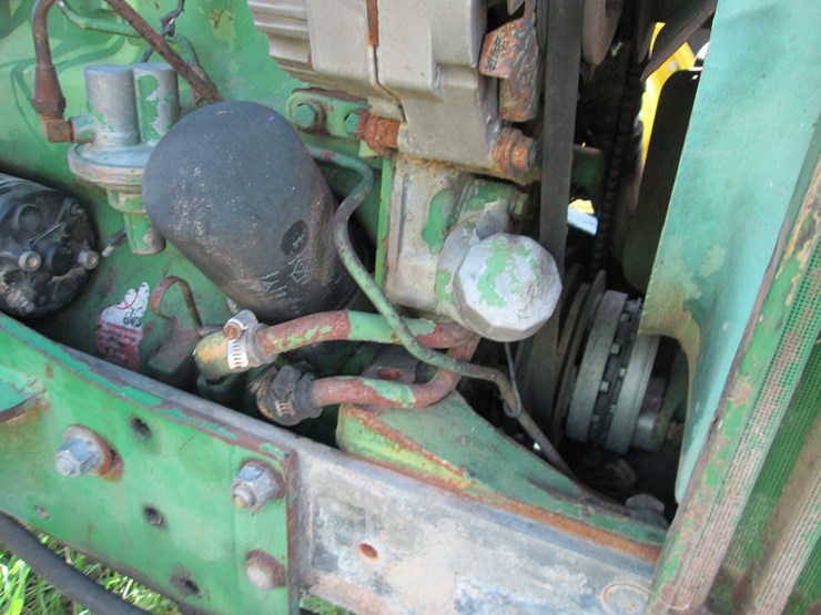 john-deere-2550-image-24