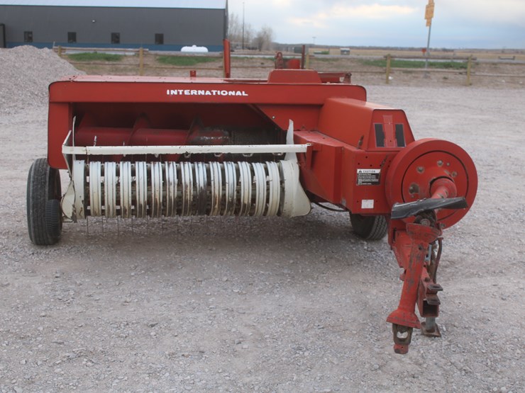 international-430-image-34