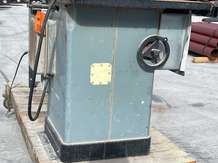 #5428-•-table-saw-image-15