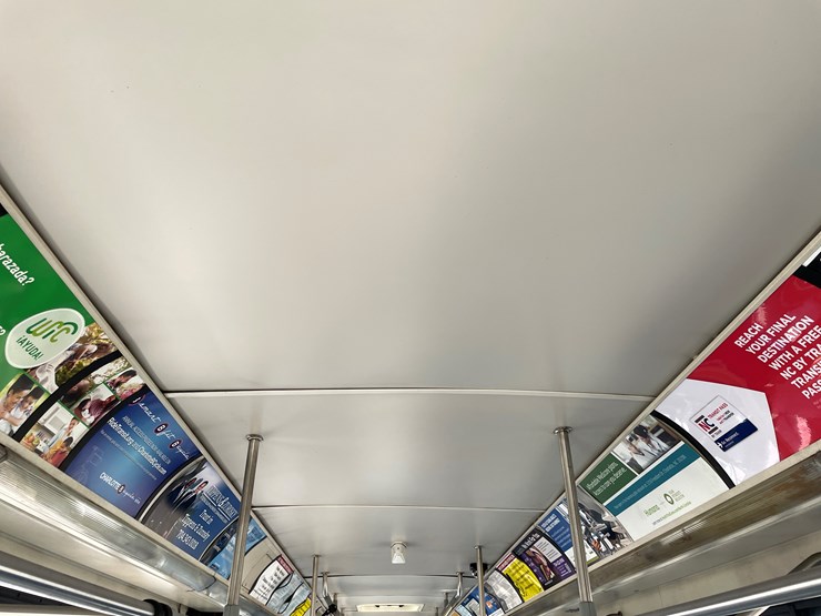 #167-•-2004-gillig-passenger-bus-(has-wi-title)-image-46