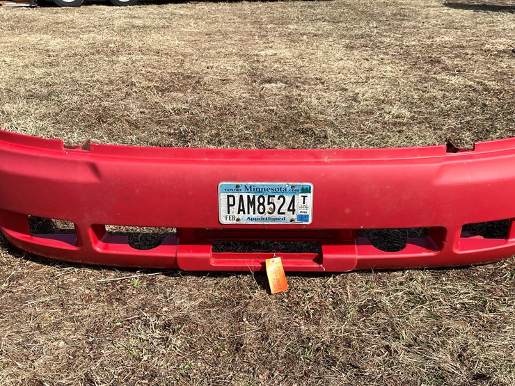 #10692-•-peterbilt-semi-truck-front-bumper-image-2