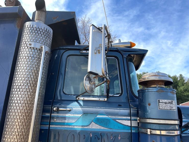 #401-•-1991-mac-rb688s-dump-truck-(has-mn-title)-image-19