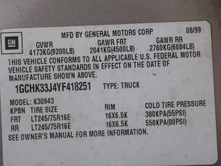 2000-chevrolet-k3500-image-51