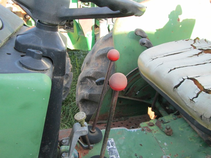 john-deere-2550-image-29