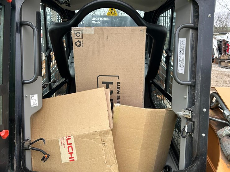 2017-case-sr270b-image-17