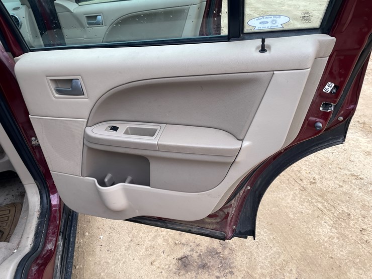 2006-ford-freestyle-image-54