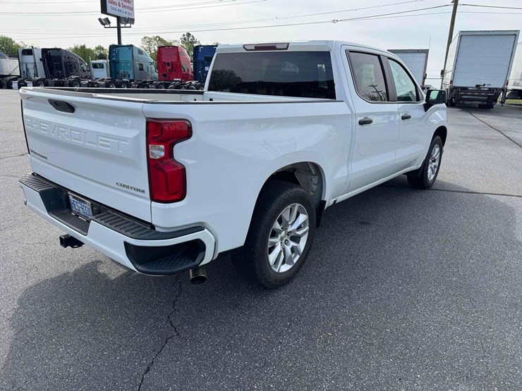 2020-chevrolet-silverado-1500-image-5