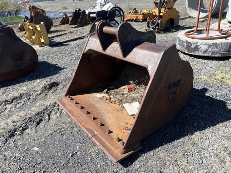 cws-56"-muck-bucket-image-1