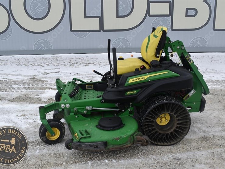 2024-john-deere-z950m-image-11