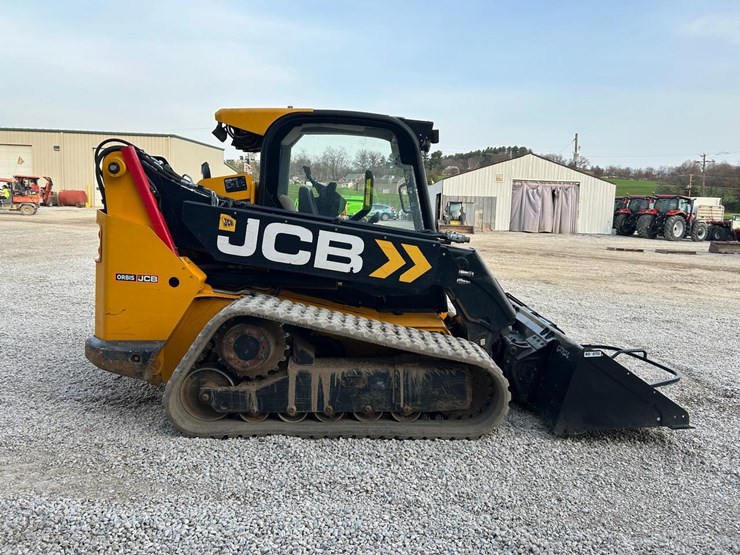 2021-jcb-3ts-8t-image-5