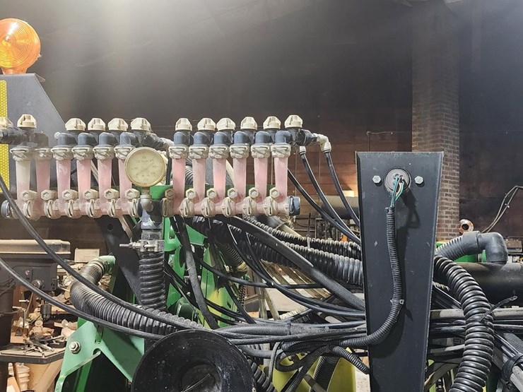 john-deere-1770nt-image-14