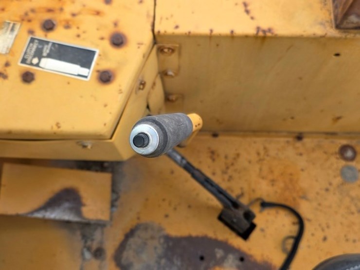 1990-case-480f-image-47