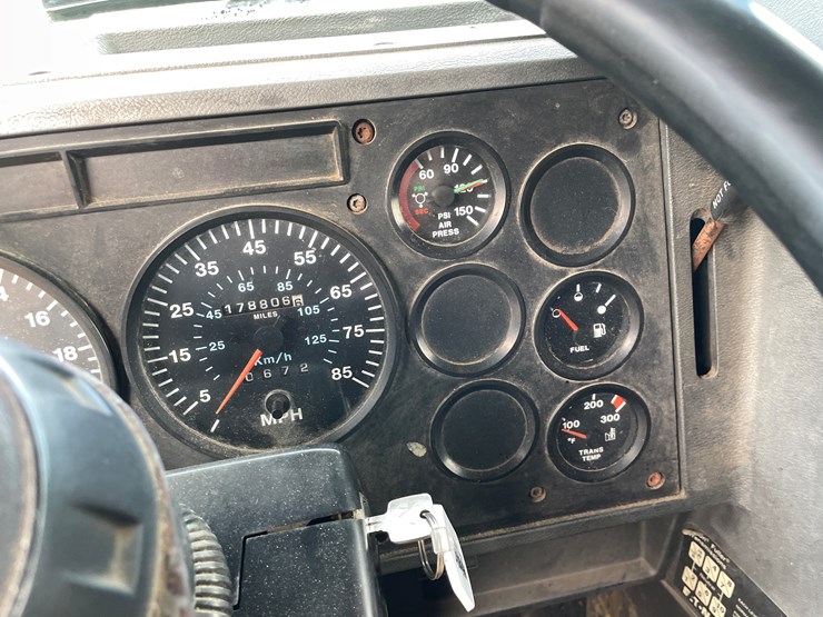 #400-•-1997-mac-ch600-semi-(has-wi-title)-image-94