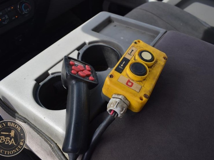 2018-ford-f550-sd-image-33