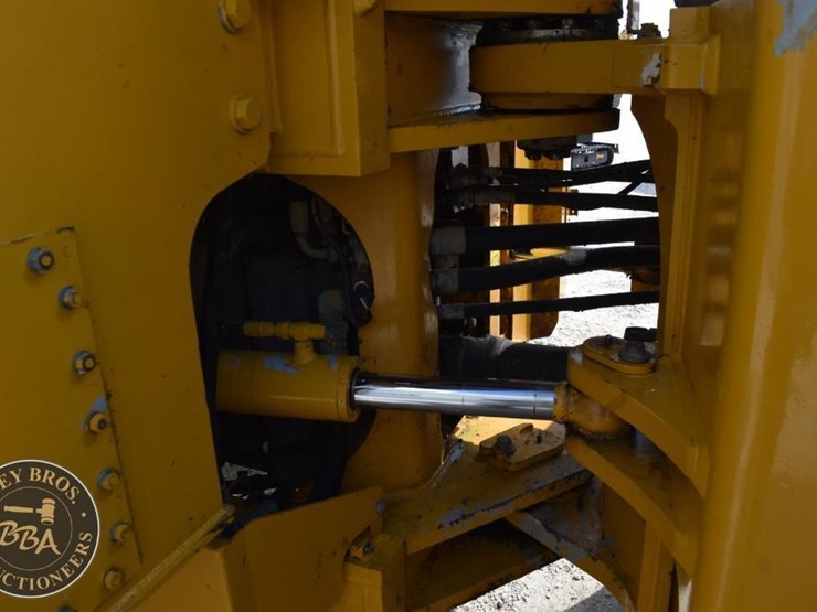 2015-kawasaki-95z7-image-26