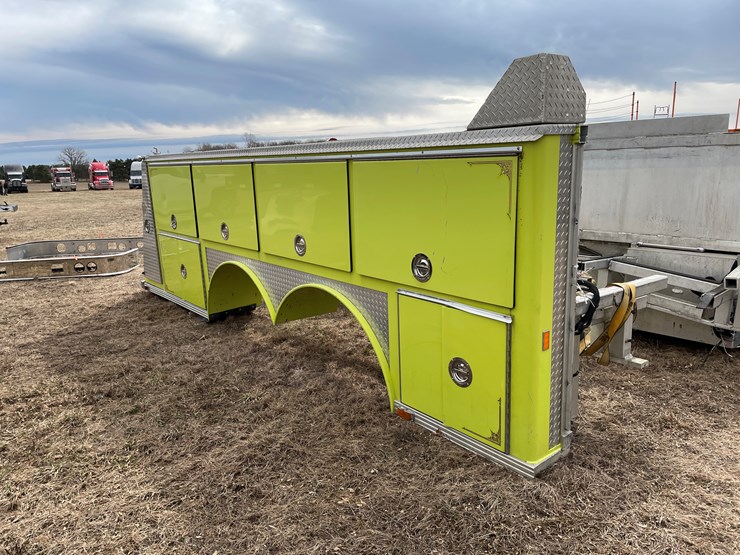 #10719-•-one-side-of-fire-truck-box-image-1