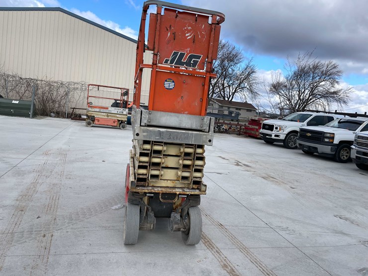 2008-jlg-2630es-image-6