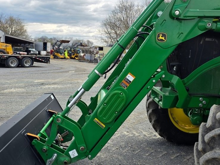 2021-john-deere-6230r-image-48