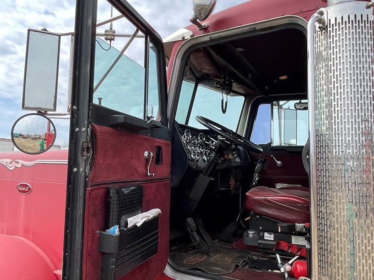 1987-peterbilt-379-image-54