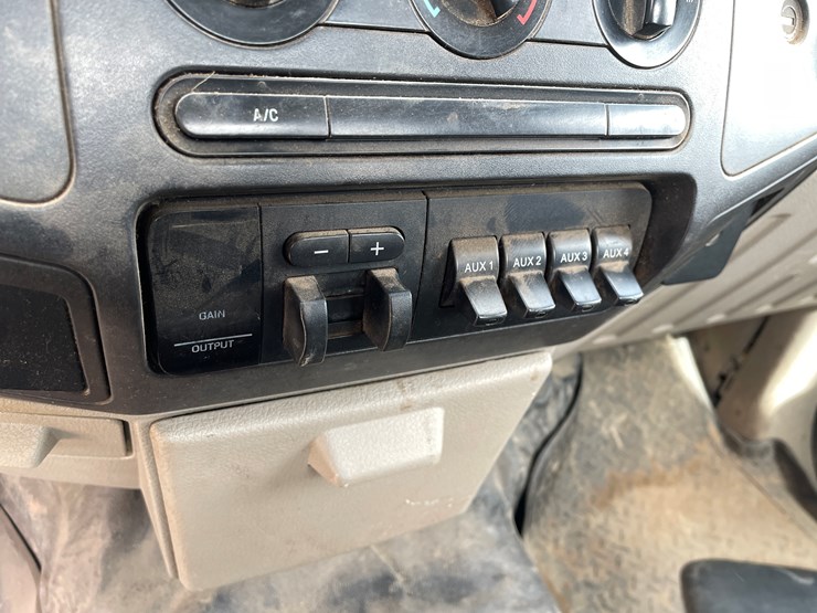 2008-ford-f550-image-49