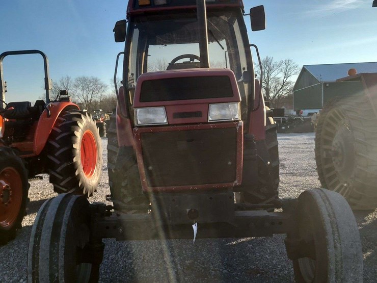 case-ih-5130-image-4