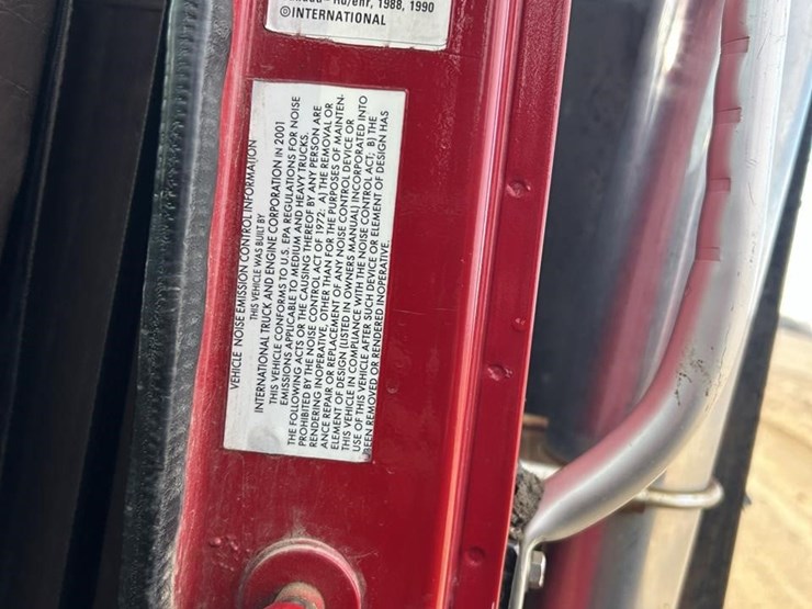 2002-international-4700-image-27