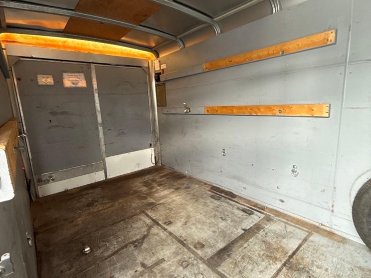 2005-cargo-wells-image-4