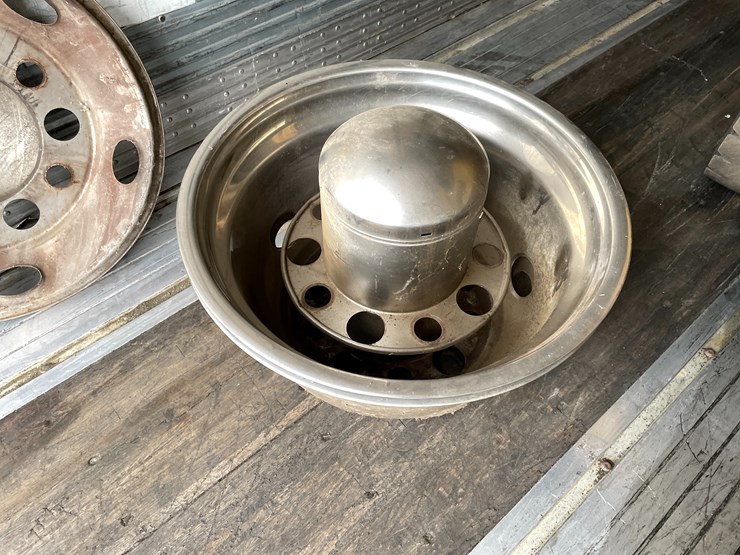 #10740-•-semi-tire-wheel-covers-image-5