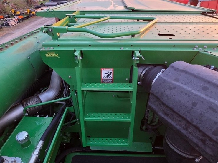 2013-john-deere-s680-image-66