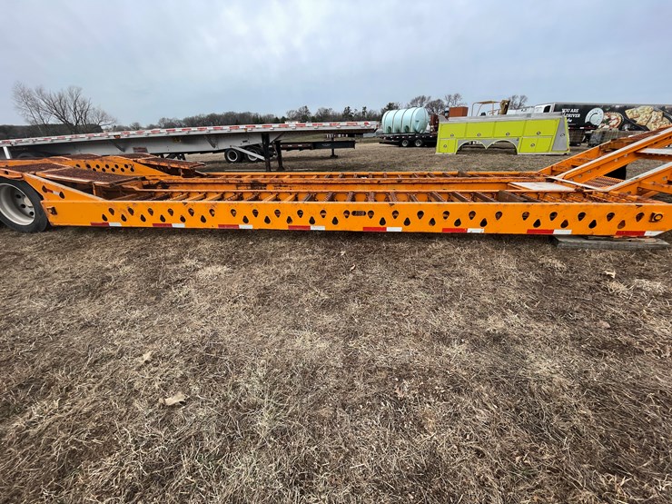 #155-•-2005-delavan-semi-truck-auto-hauler-trailer-(delay-in-title)-image-5