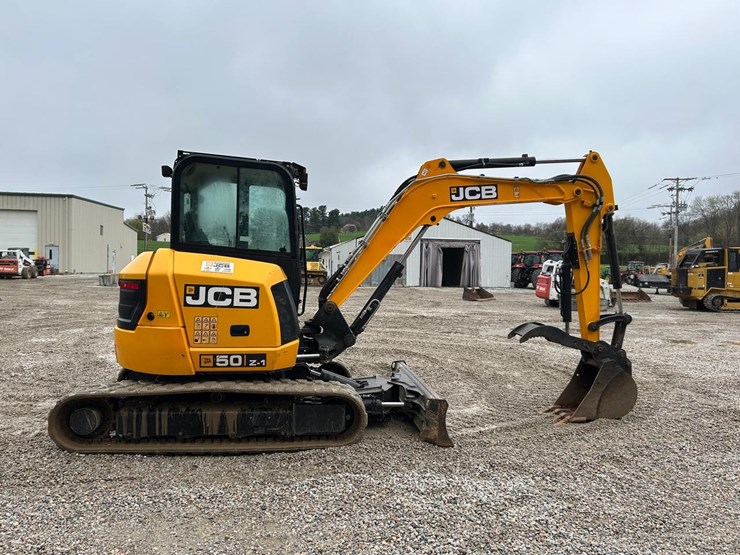 2022-jcb-50z-1-image-5
